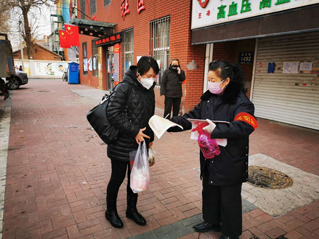 黨建引領，讓黨旗在城市抗“疫”一線高高飄揚